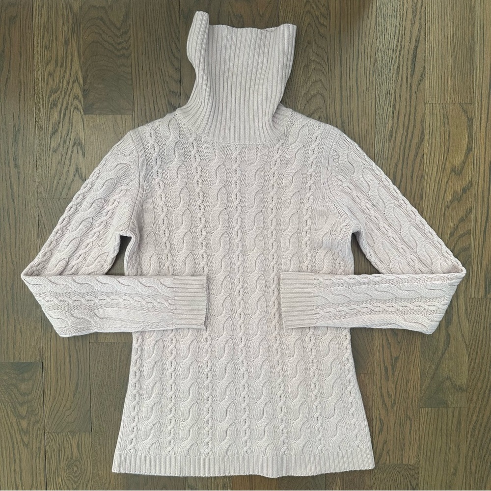 Eddie Bauer Cable Knit Cashmere Turtleneck Sweater in Dusty Pale Pink Small